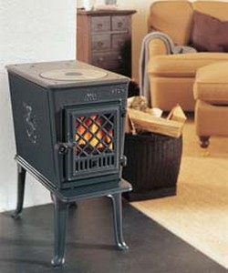 Po&ecirc;le &agrave; b&ucirc;che Jotul